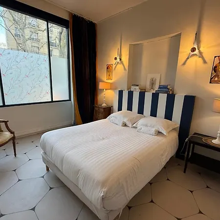 Charming Themed Loft - Cosmic - 18 Parijs