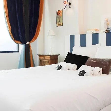 Charming Themed Loft - Cosmic - 18 Apartment *