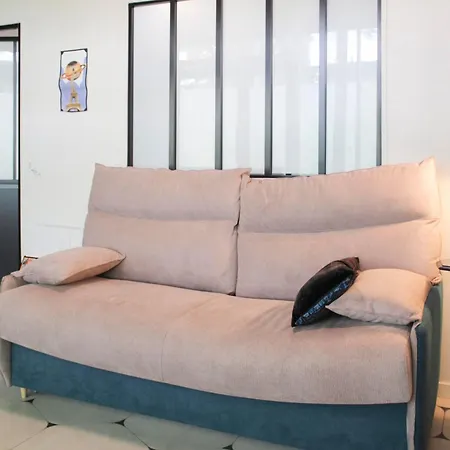 Charming Themed Loft - Cosmic - 18 Apartment